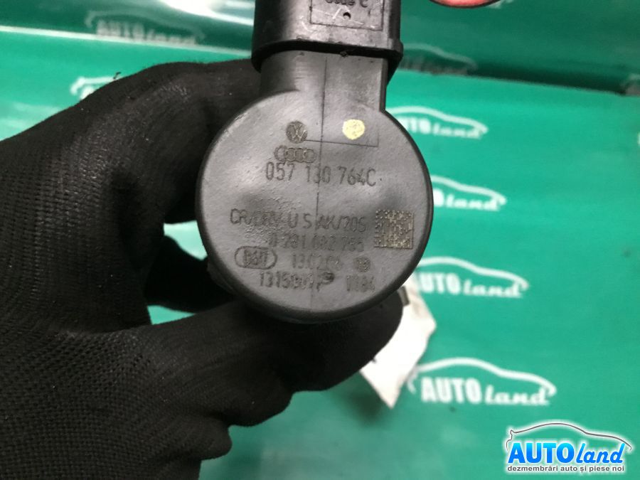 Rampa Injectoare AUDI A6 (4B,C5) 1997-2005 Cod 0281002785 