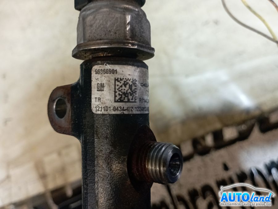 Rampa Injectoare CHEVROLET CAPTIVA 2006-2025 Cod 96868901 