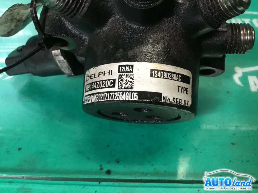 Rampa Injectoare FORD FOCUS (DAW,DBW) 1998-2001 Cod R9144Z020C 