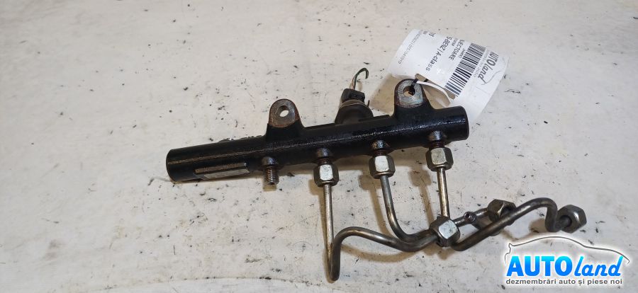 Rampa Injectoare MERCEDES-BENZ A-class (W176) 2012-2015 Cod 175213876R 