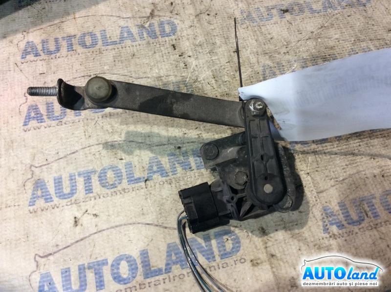 Senzor MERCEDES-BENZ E-CLASS (W211) 2002-2008 Cod A0105427717 