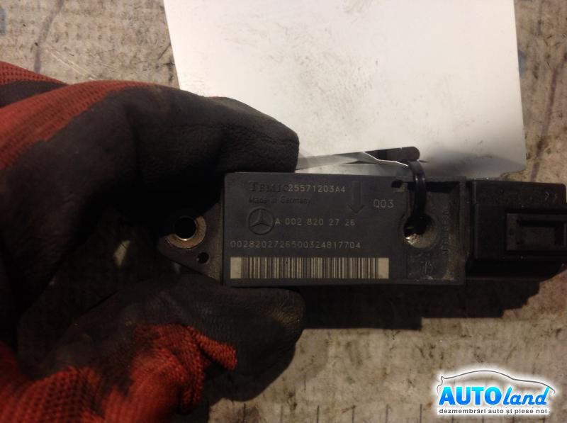 Senzor MERCEDES-BENZ E-CLASS (W211) 2002-2008 Cod A0028202726 
