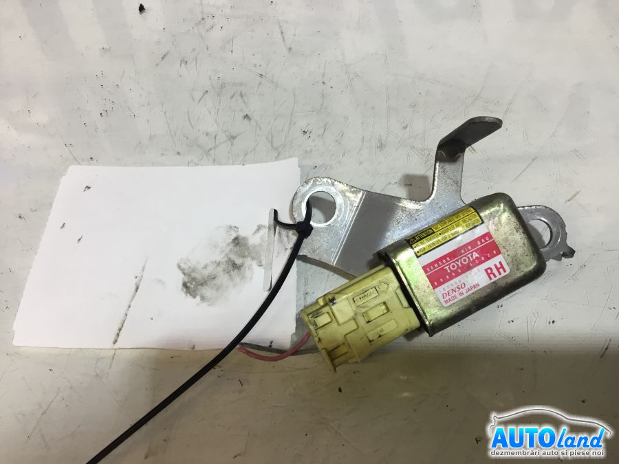 Senzor TOYOTA RAV 4 III (ACA_,ACE_) 2005-2025 Cod 1879001131 