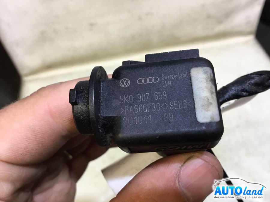 Senzor VOLKSWAGEN PASSAT Variant (365) 2010-2025 Cod 5K0907659 