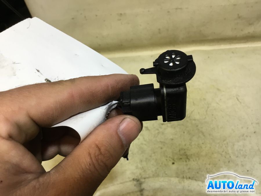 Senzor VOLKSWAGEN PASSAT Variant (365) 2010-2025 Cod 5K0907659 