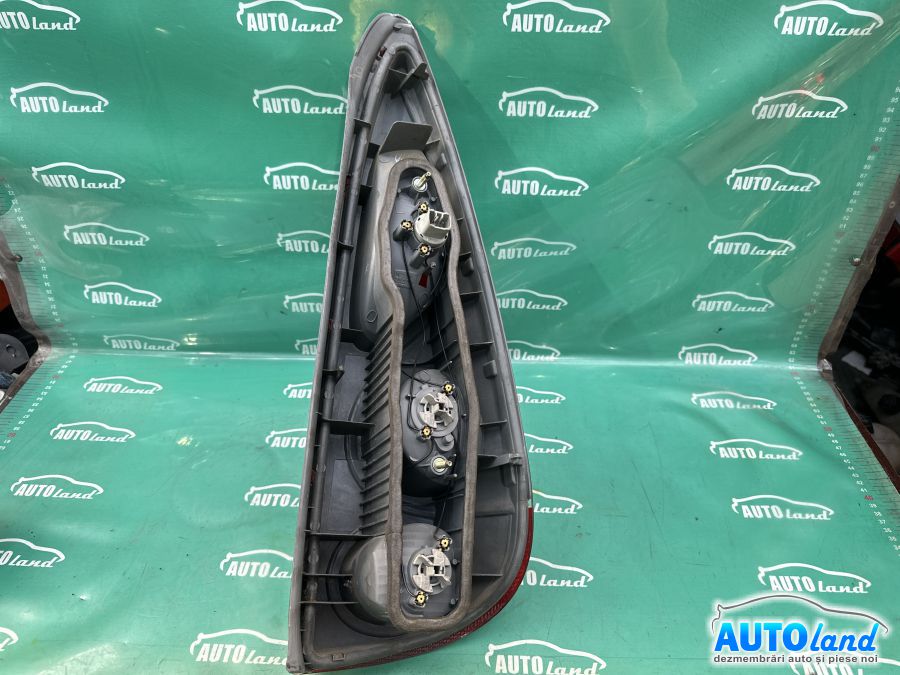 Stop spate Stanga TOYOTA YARIS VERSO (NC/LP2_) 1999-2025