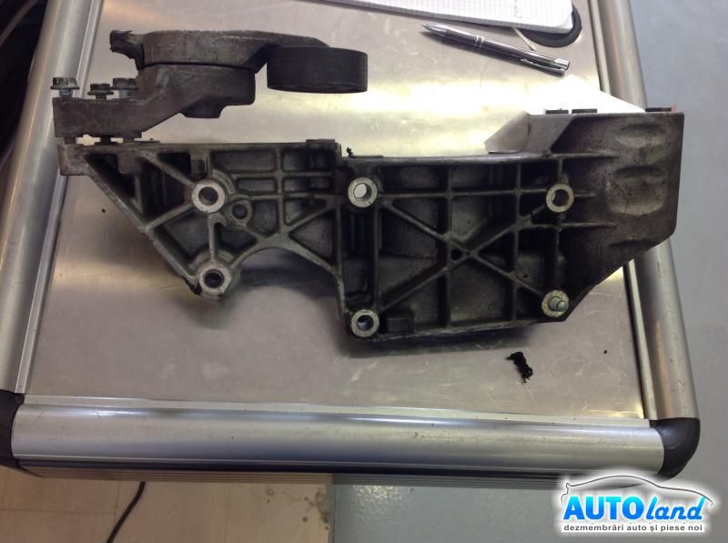 Suport Alternator VOLKSWAGEN SHARAN 2000-2010 Cod 045903143C 