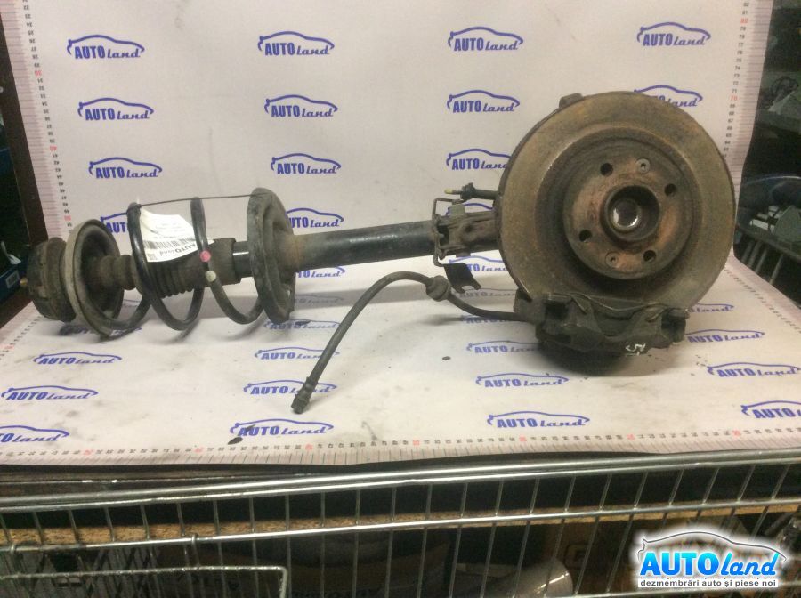 Suspensie Fata Stanga RENAULT CLIO III (BR0/1,CR0/1) 2005-2025