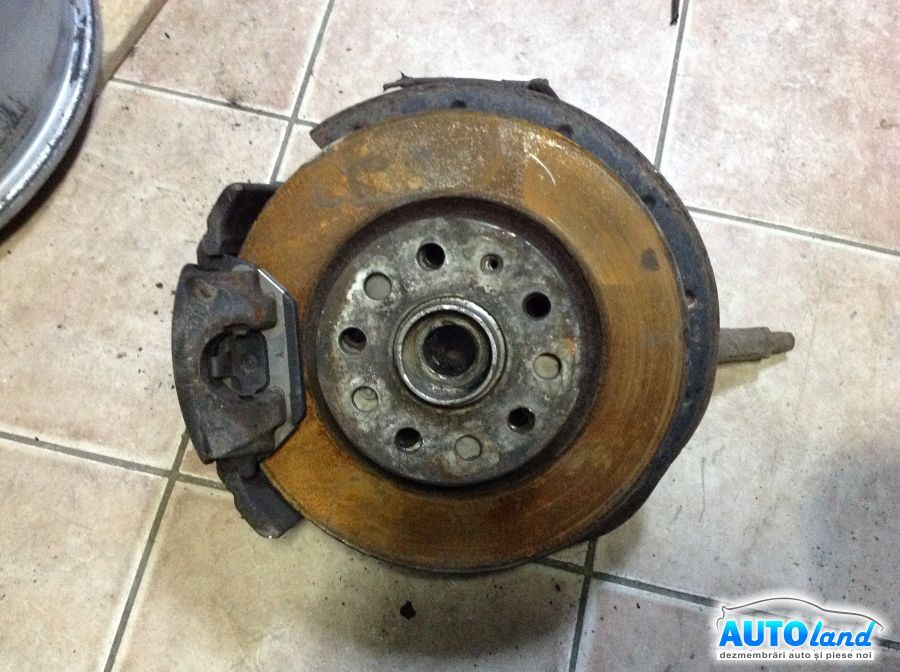 Suspensie Fata Stanga VOLKSWAGEN PASSAT (3C2) 2005-2025