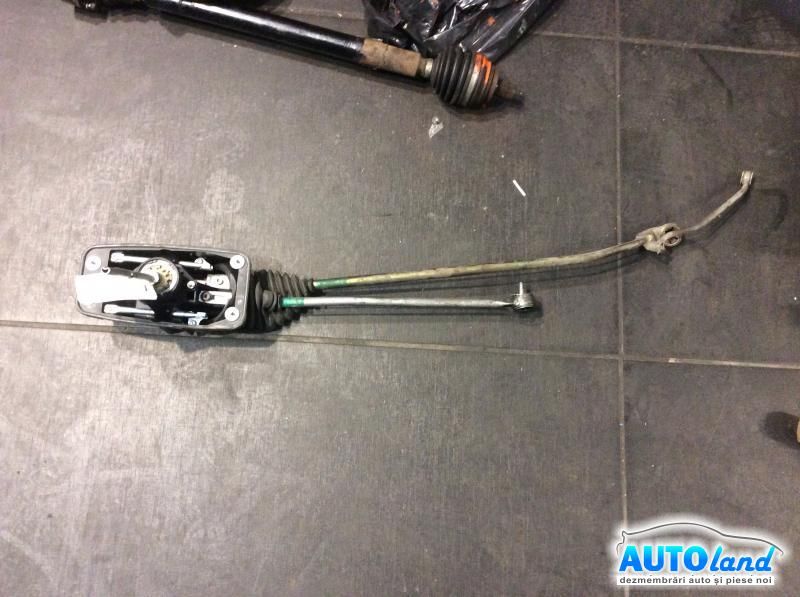 Timonerie Schimbator AUDI A4 (8E2,B6) 2000-2004 Cod 8E0711025