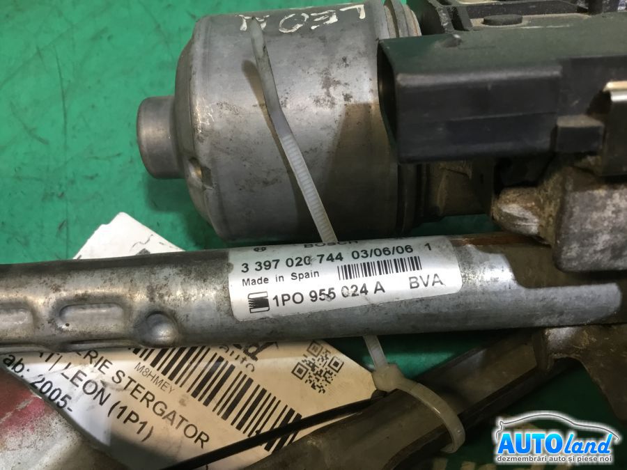 Timonerie Stergator cu Motoras SEAT LEON (1P1) 2005-2013 Cod 1P0955024A 