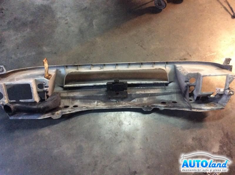 Trager Calandru Panou fata FORD TRANSIT bus (FD_ _,FB_ _,FS_ _,FZ_ _,FC_ _) 2000-2006