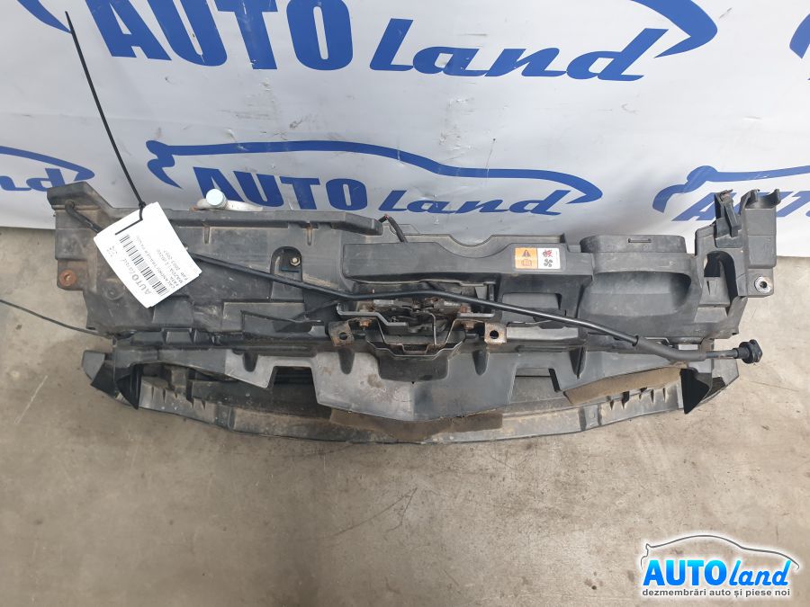 Trager Calandru Panou fata MAZDA 2 (B2W) 2003-2007 Cod D65153110 