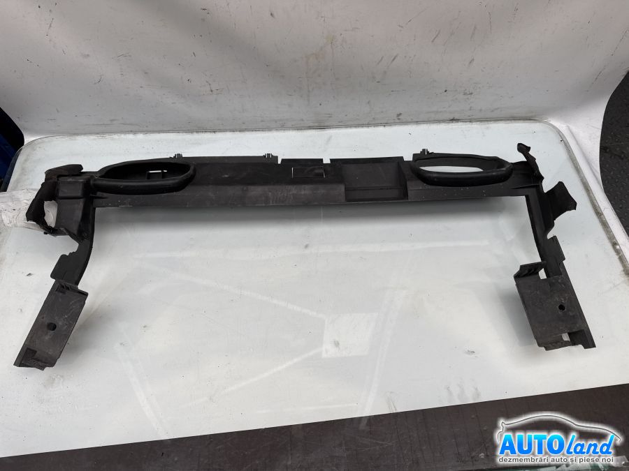Trager Calandru Panou fata MERCEDES-BENZ C-CLASS (W203) 2000-2026 Cod A2035052730 