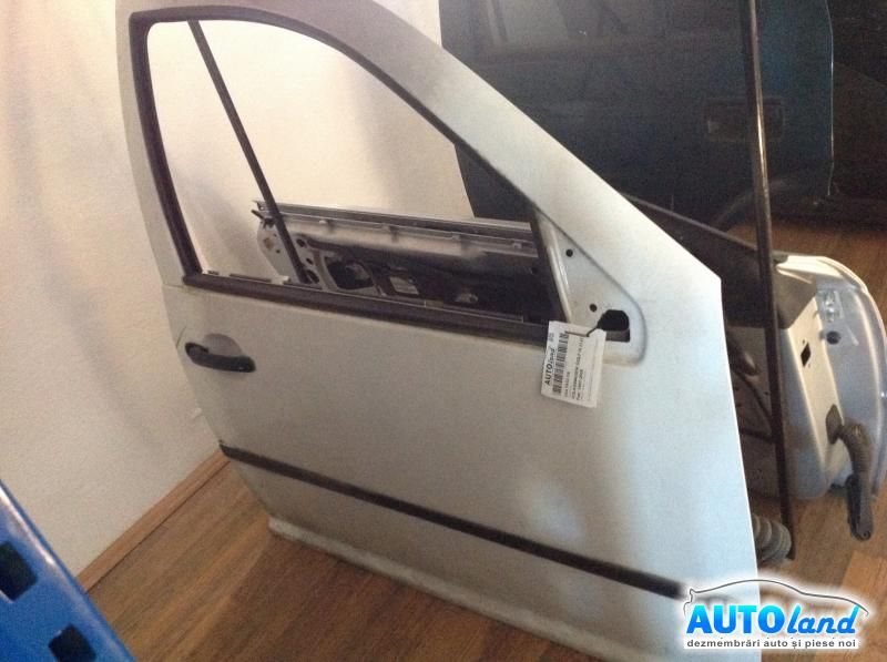 Usa fata Dreapta VOLKSWAGEN GOLF IV (1J1) 1997-2005