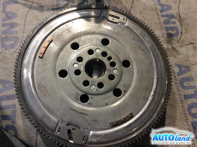 Volanta BMW 1 (F21) 2011-2025 Cod 21218600210 