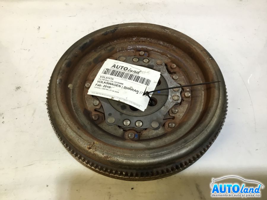 Volanta VOLKSWAGEN SHARAN (7N) 2010-2025 Cod 03L105266BB 